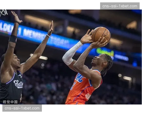 数据统计：亚历山大本月场均33.5分，真实命中率创生涯新高